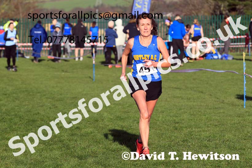 Womens Seniors and Masters, 2023 Birtley Cross Country Relays, County Durham. Photo: David T. Hewitson/Sports for All Pics